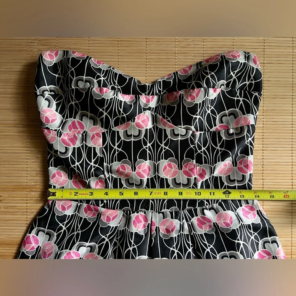 Velvet Torch Retro-Style Strapless Dress - Picture 2 of 3